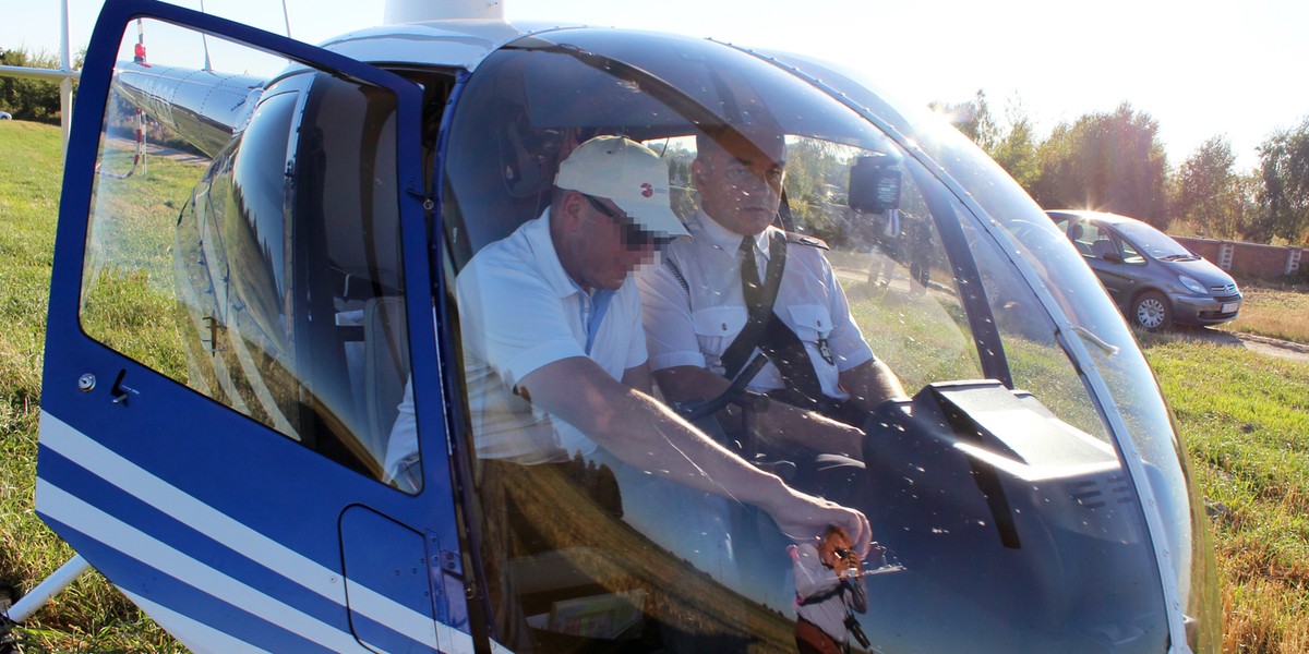 Waldemar Pawlak w helikopterze