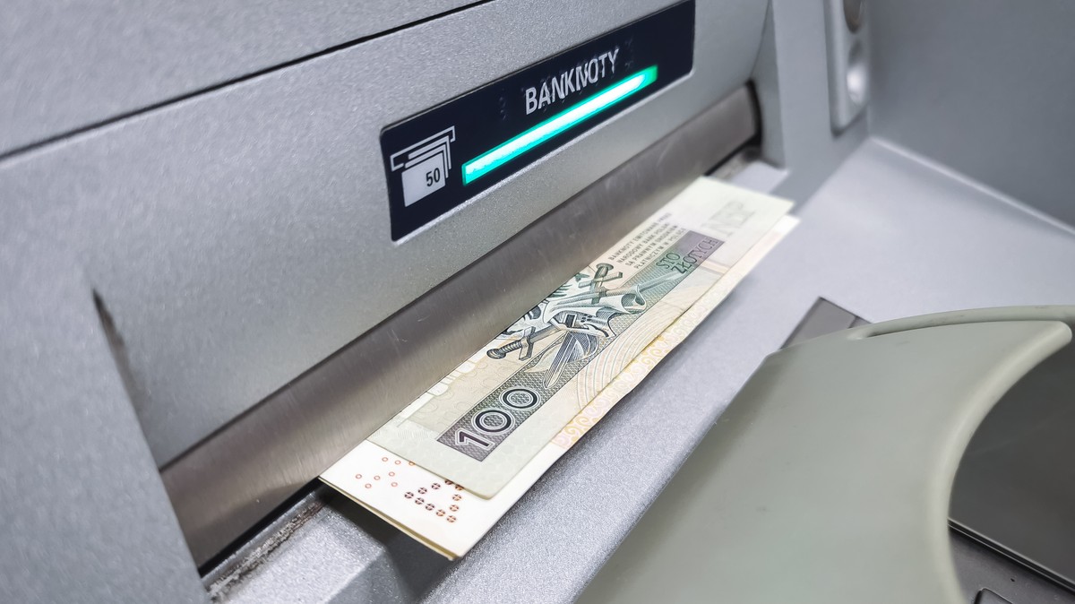 Bankomaty, choć niezwykle wygodne, mają swoje ograniczenia. Limity wypłat są wprowadzane przede wszystkim z myślą o bezpieczeństwie naszych pieniędzy.