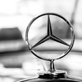 Mercedes wyciągnie wtyczkę autom elektrycznym? Zaskakująca wolta producenta samochodów