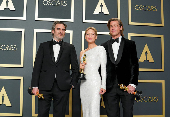 Renée Zellweger, Joaquin Phoenix i Brad Pitt