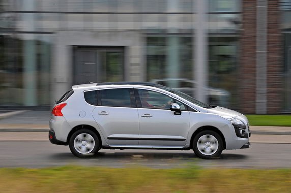 Porównanie: Ford Kuga, Nissan Qashqai +2, Peugeot 3008 i Volkswagen Tiguan