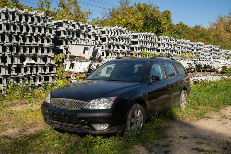 Ford Mondeo z 2005 r.jpg