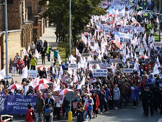 Manifestacja nauczycieli domagających się podwyżek płac i dymisji minister edukacji Anny Zalewskiej. Warszawa, 22 września 2018 r.