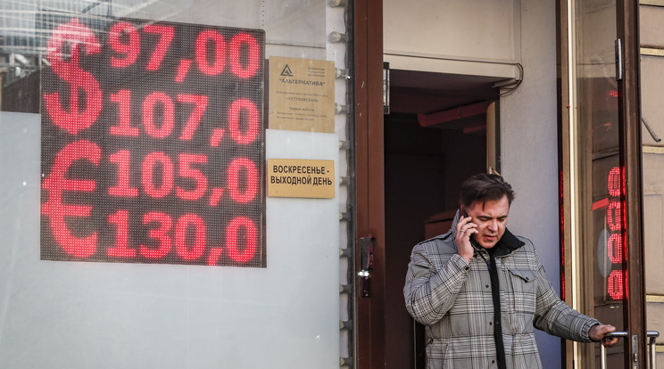 Oroszországban tovább korlátozták a lakossági devizahozzáférést / Fotó: MTI EPA