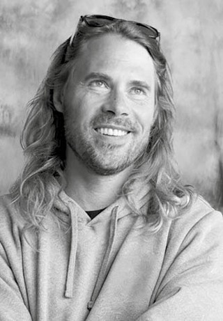 Kasper Bajon, scenarzysta „Heweliusza”, współscenarzysta m.in. „Wielkiej wody”, „Rojst” i „Rojst 97”, scenarzysta i reżyser „Projektu UFO”, pisarz