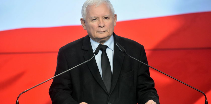 Onet: Kaczyński zablokował film o Smoleńsku
