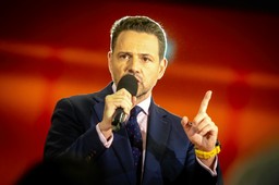 W maju wybory sprowadzą się do plebiscytu: „Wolimy obecny rząd czy poprzedni?”