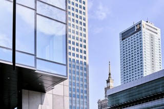 Fitch: Rating bez zmian, ale uwaga na wydatki przedwyborcze