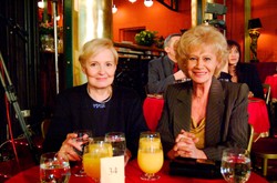 Edyta Wojtczak była ikoną telewizji PRL. Co robi dziś? "Jestem pod dobrą opieką"