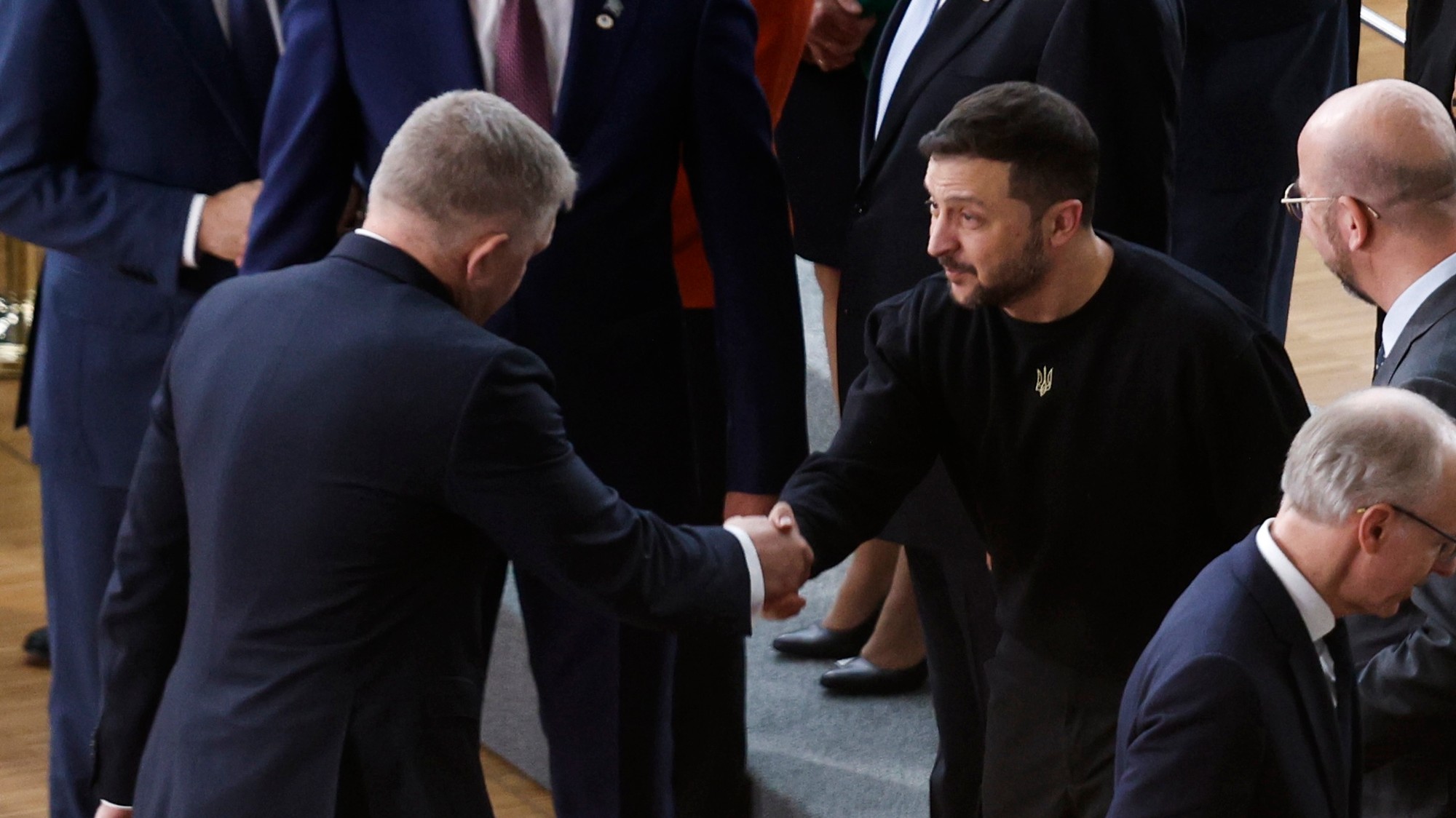 Rober Fico a Volodymyr Zelenskyj na pôde NATO.