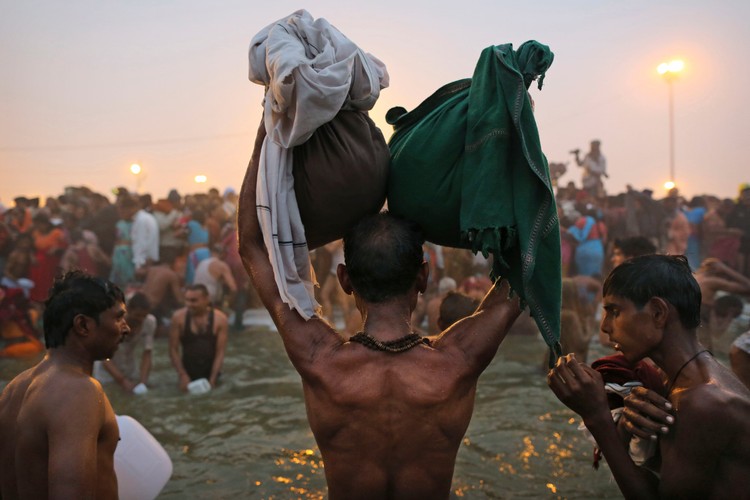 Wielkie święto Kumbh Mela - raz na 12 lat