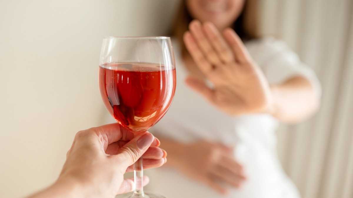 A kutatás tévedett: a mérsékelt alkoholfogyasztás nem hosszabbítja meg az életet