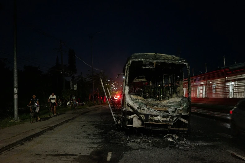 Zapaljeni autobusi u Rio de Žaneiru