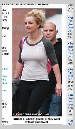 Zobacz Britney Spears bez biustonosza