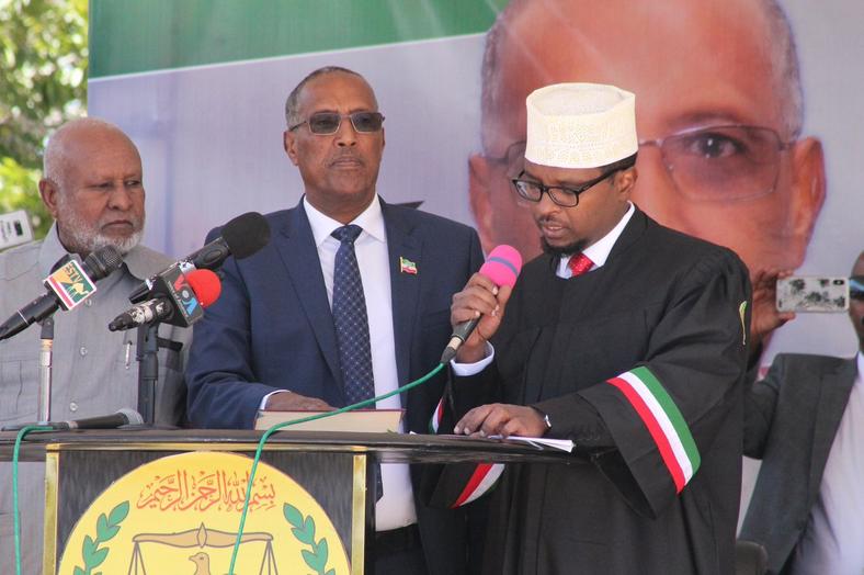 Somaliland's Republic New President Muse Bihi Abdi and his Vice President Abdirahman Saylici taking oaths of office 