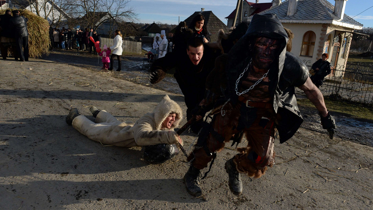 TOPSHOTS-UKRAINE-MALANKA-FESTIVAL