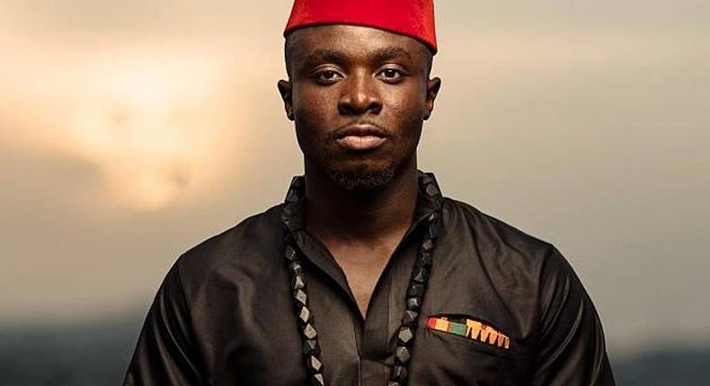 Fuse ODG rocks Ghanaian outfit