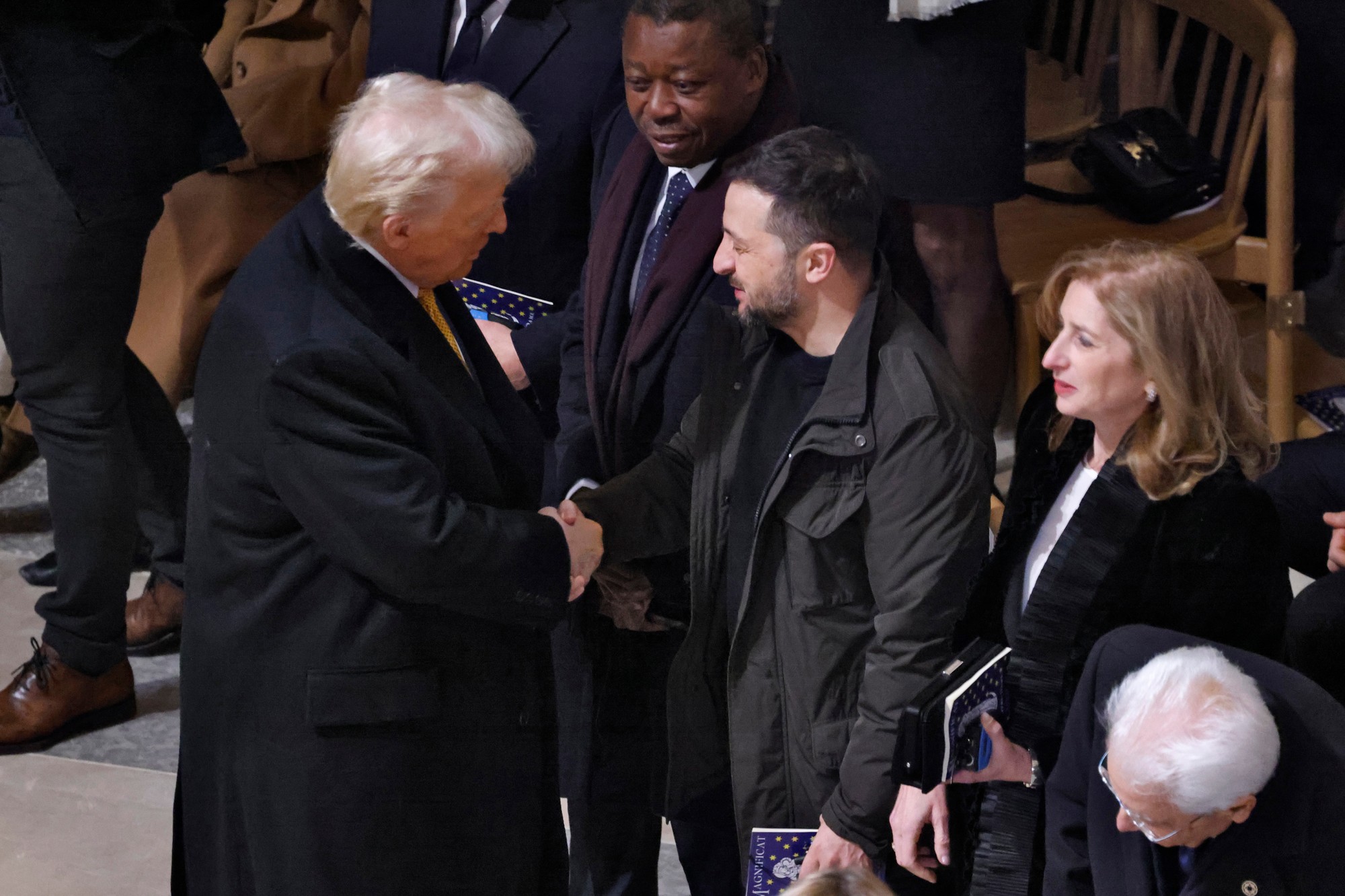 Donald Trump a Volodymyr Zelenskyj v Paríži.