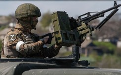 Szturm pod Awdijiwką. ISW: Rosjanom nie uda się jej okrążyć