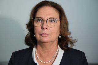 Kidawa-Błońska o Polskim Ładzie: Rodzice samotnie wychowujący dzieci są traktowani gorzej, niż pełne rodziny