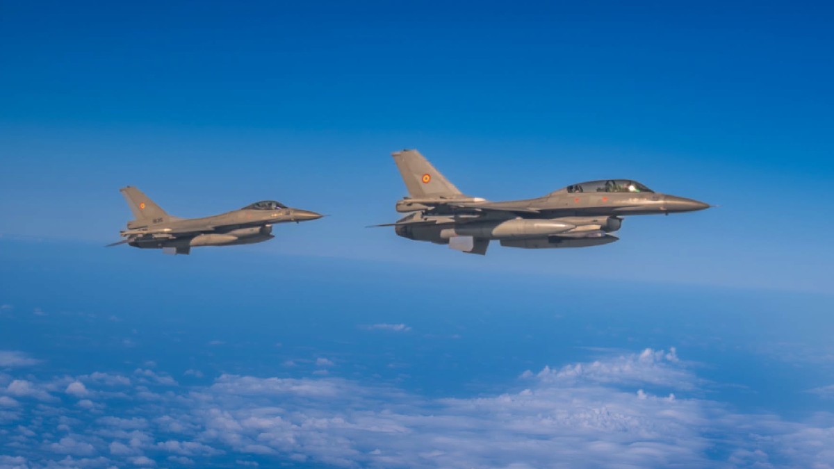 Două drone au fost doborâte deasupra Mării Negre de piloții români de F-16