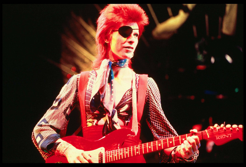 David Bowie przez wiele lat wypalał 60 papierosów dziennie