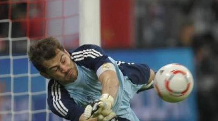 Casillas újabb rekordokat érhet el