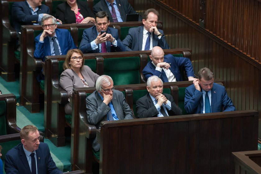 PiS, PO i jeszcze kto? Najnowszy sondaż