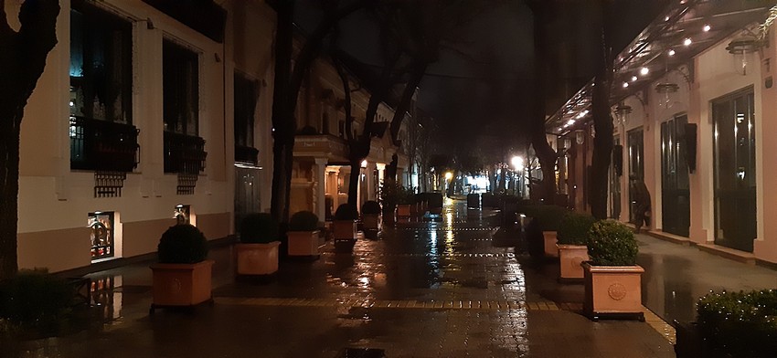 Prazna subotička ulica