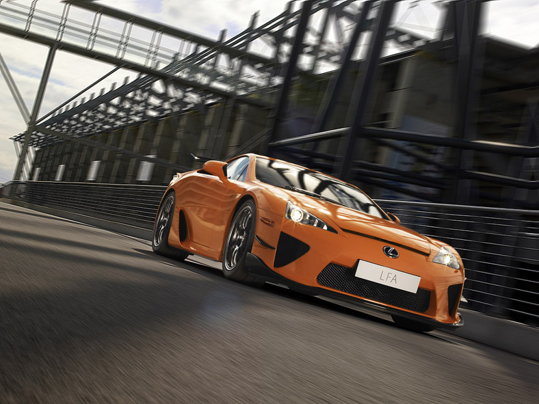 Lexus LFA Nurburgring Package: samochód z piekła rodem