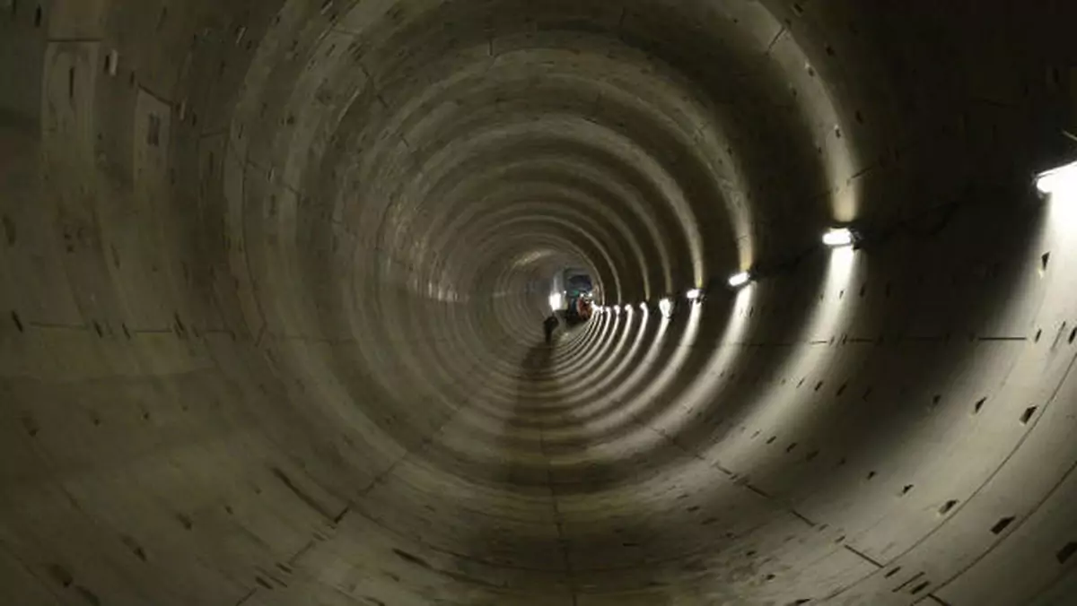 Jednokierunkowy tunel dla dźwięku, który wydrukowano w drukarce 3D