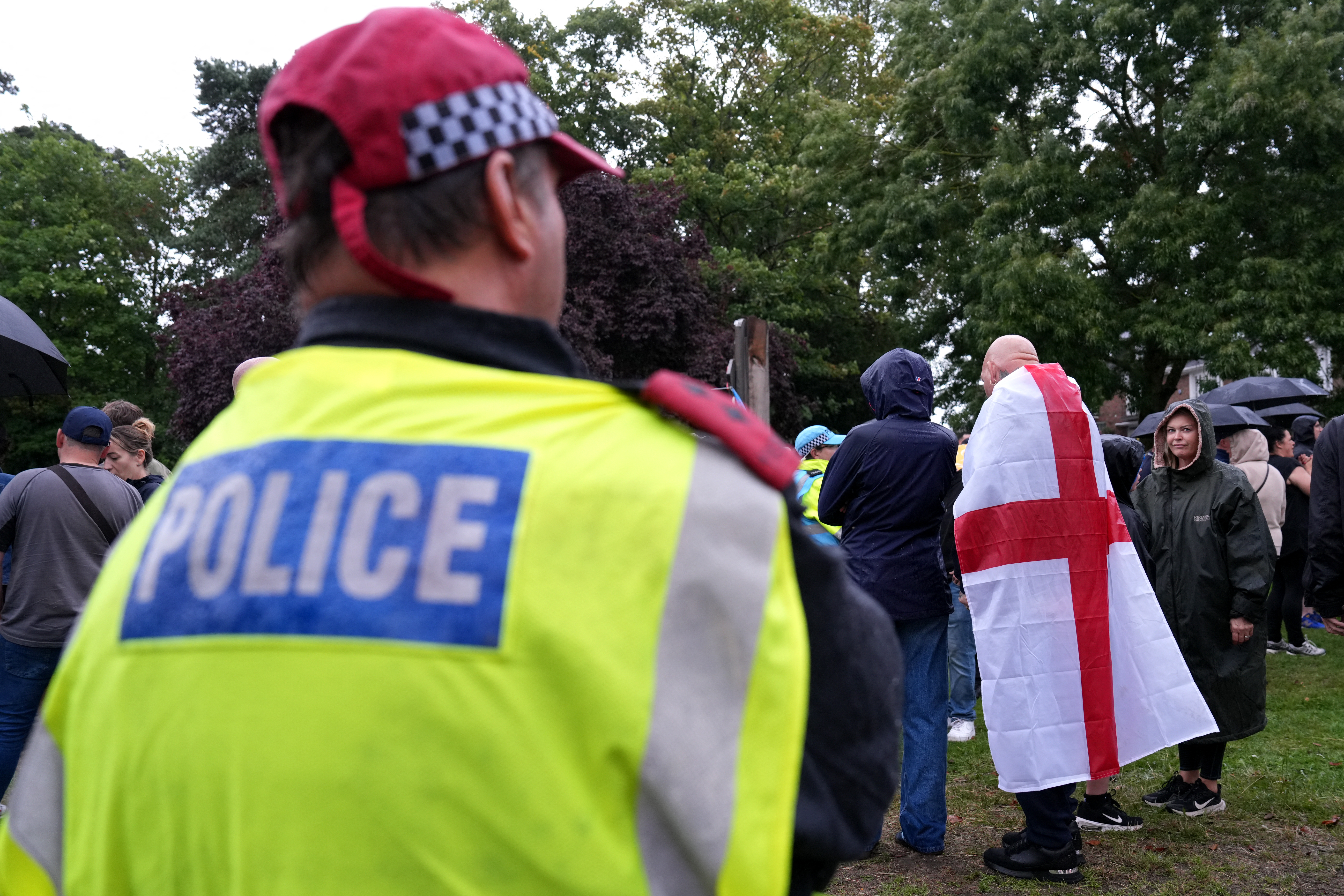 Epping council votes to close asylum seeker hotel