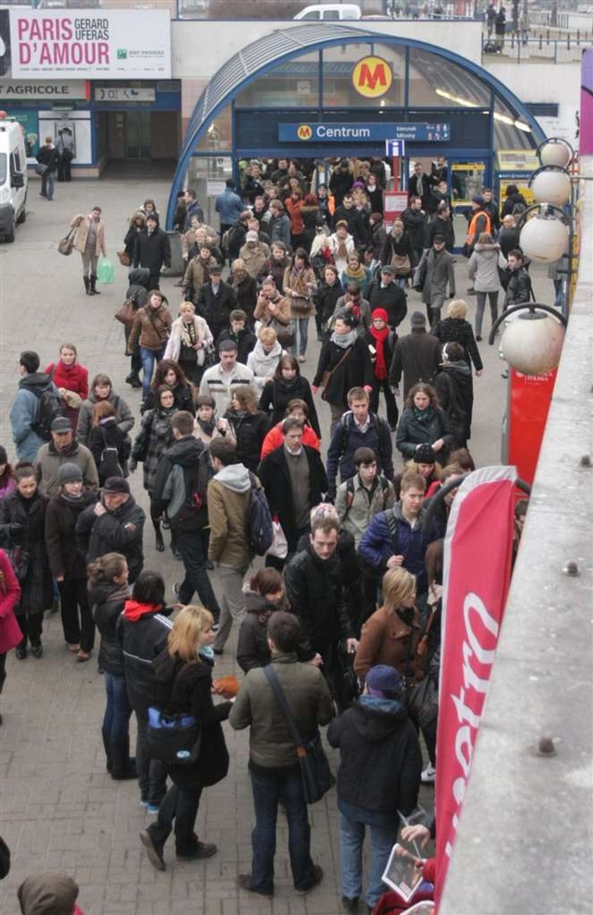 Armagedon w centrum Warszawy. Zamknęli metro