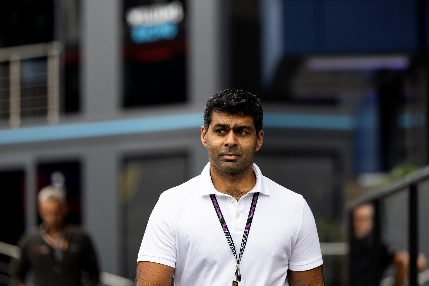 Bývalý pretekár F1 Karun Chandhok.