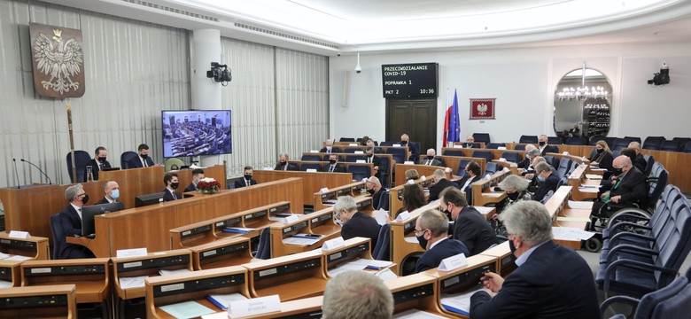 Gorąco w Senacie. "Smutne, że PiS nie potępia ataków na demokrację"