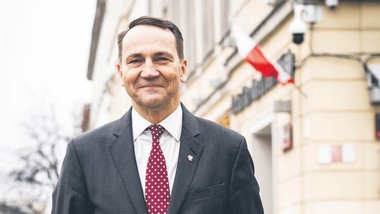 sikorskie: nie nazwę go przyjacielem [wywiad]