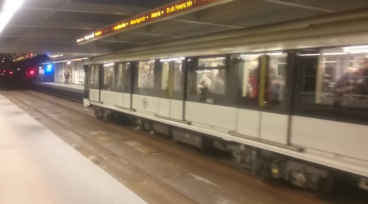 Így csúszkált a 2-es metró a Pillangó utcánál már péntek este is – videó a cikkben
