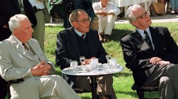 córka tadeusza konwickiego przerwała milczenie. "o wajdzie pełno, o ojcu cisza"