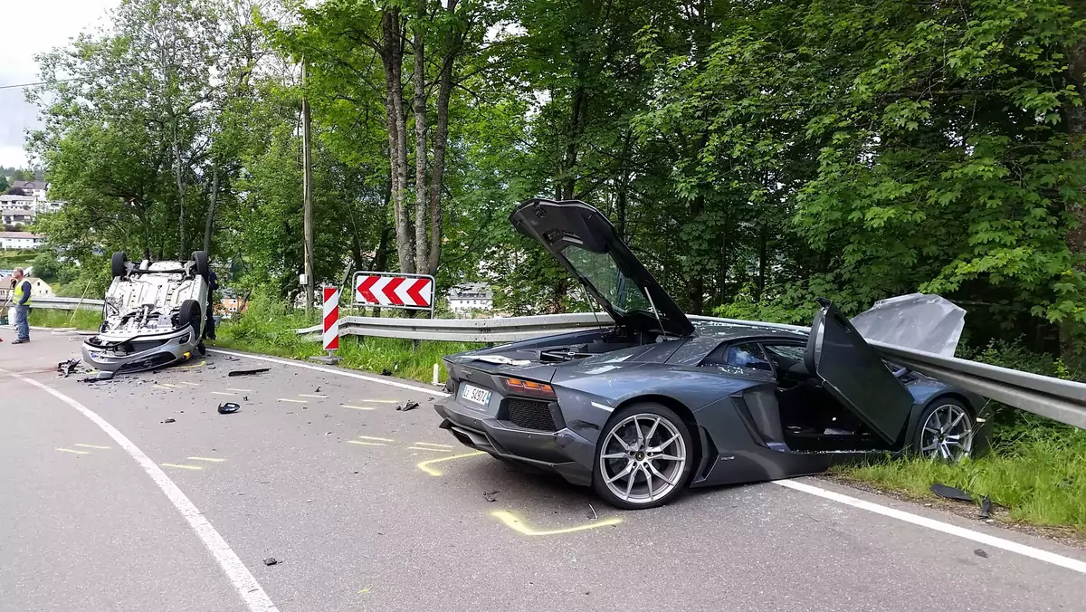 Wypadek Lamborghini kontra Opel Corsa