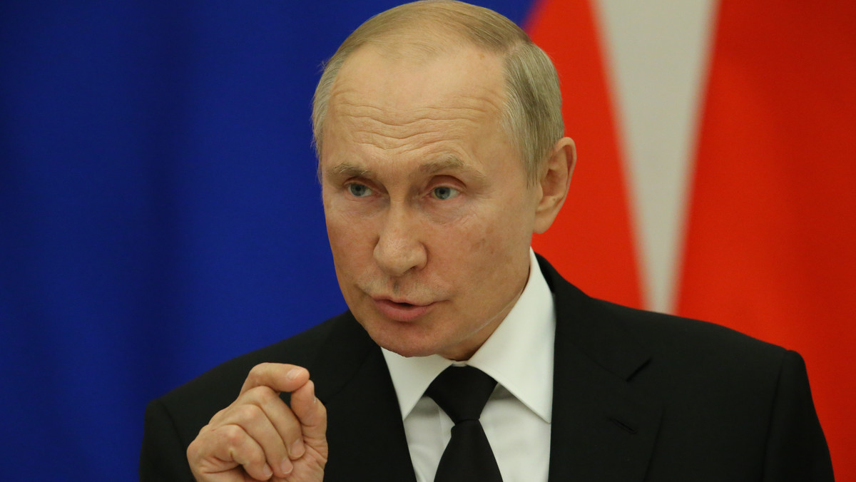 Rosyjski dziennikarz o działaniach Putina i dostępie do informacji w Rosji