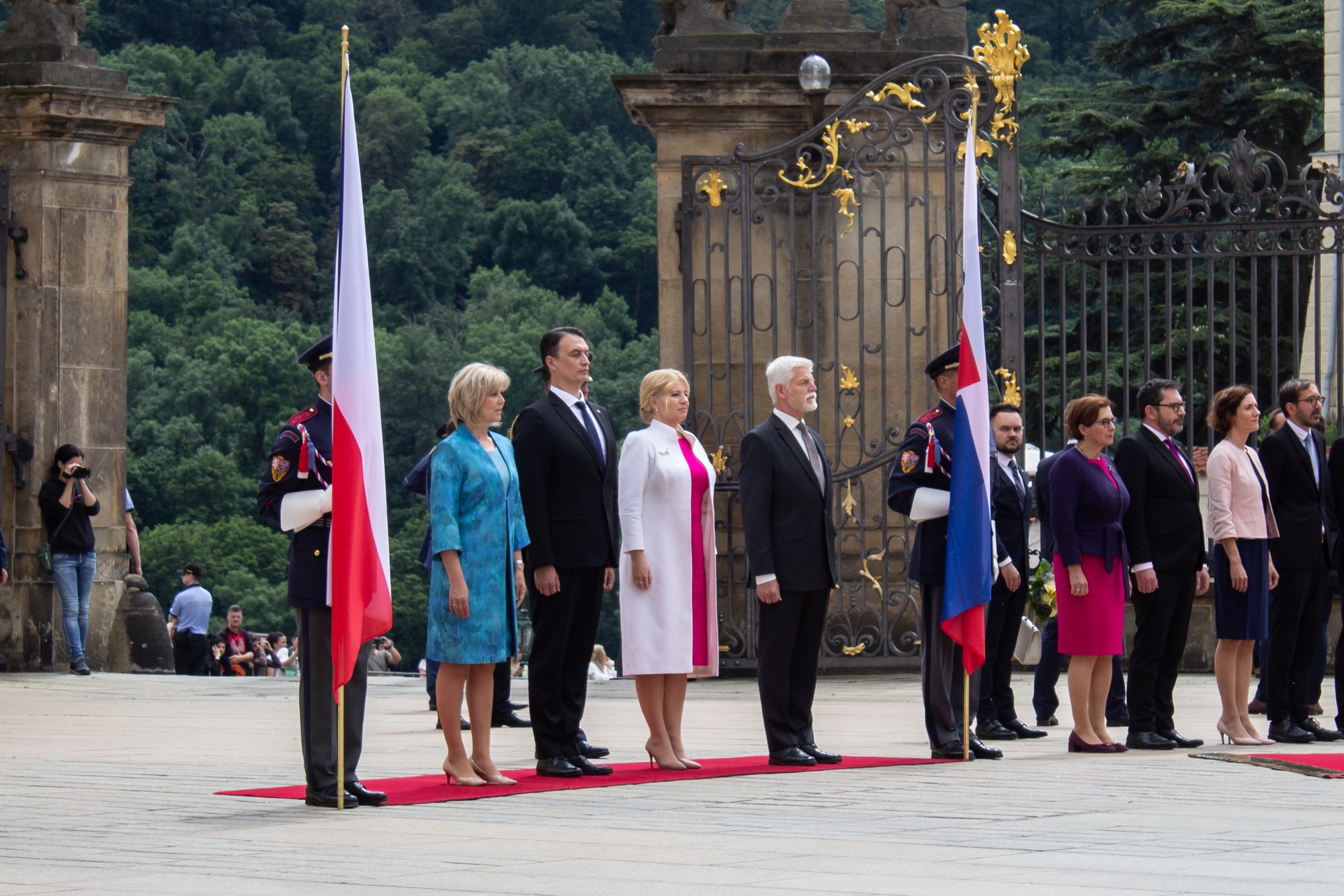 Český prezident Petr Pavel prijal na Pražskom hrade prezidentku SR Zuzanu Čaputovú.