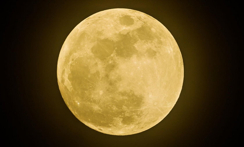 Pełnia i zaćmienie Wilczego Księżyca. Co to oznacza?