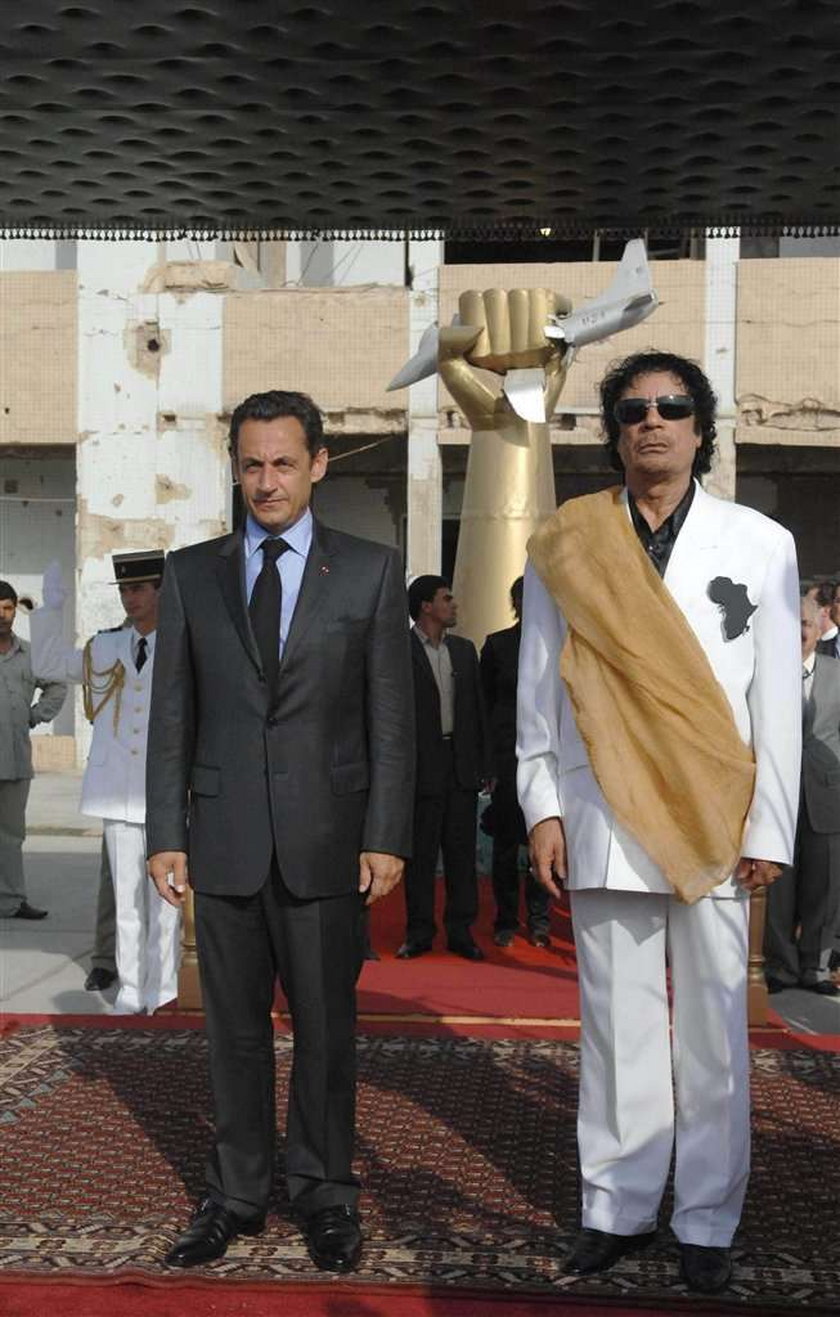 Skandal we Francji! Kaddafi płacił Sarkozy'emu