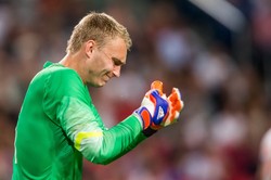 Cillessen nie zagra na Euro. Koronawirus komplikuje życie Holendrom