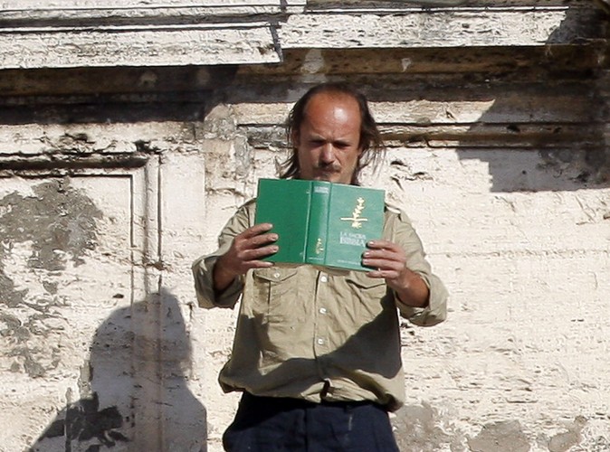 Mężczyzna, który spalił Biblię na Placu Świętego Piotra