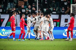 Legia górą w klasyku. Wieteska katem Wisły Kraków