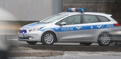 Groza w olkuskiej szkole. "Słaniała się na nogach". Wezwano policję