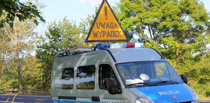 Groźny wypadek podczas wyścigów. Auto wjechało w dzieci