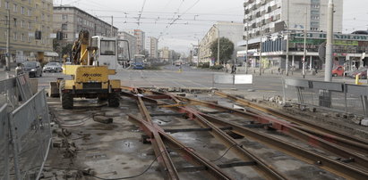 Wymieniają torowisko na nowe