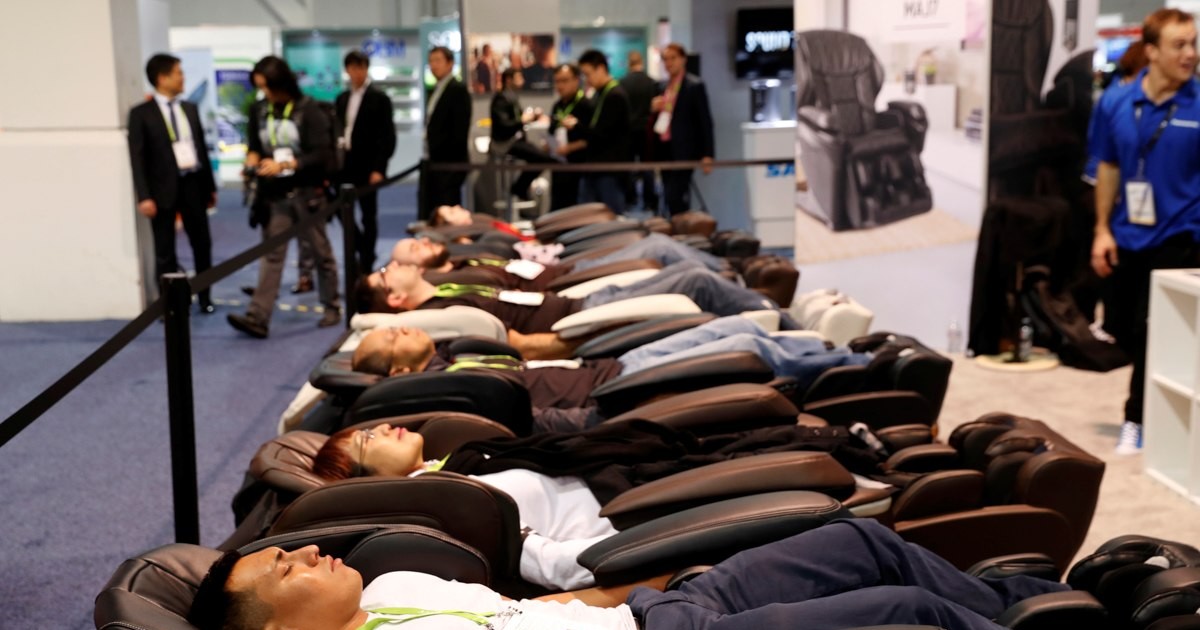 Massage chair vs massage therapist? Here is what we think Business